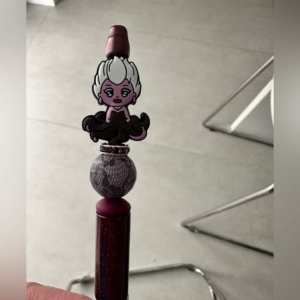 Super cute 🤩 brand new ✨ Ursula pen 🖊️